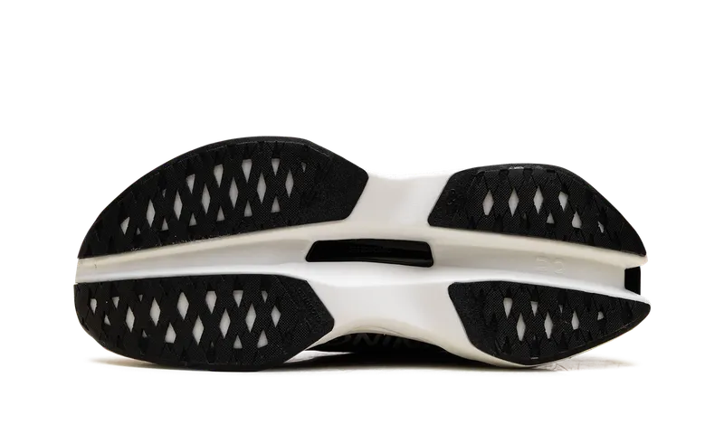 On Running Cloudboom Max “White / Black” (3WF30180462)