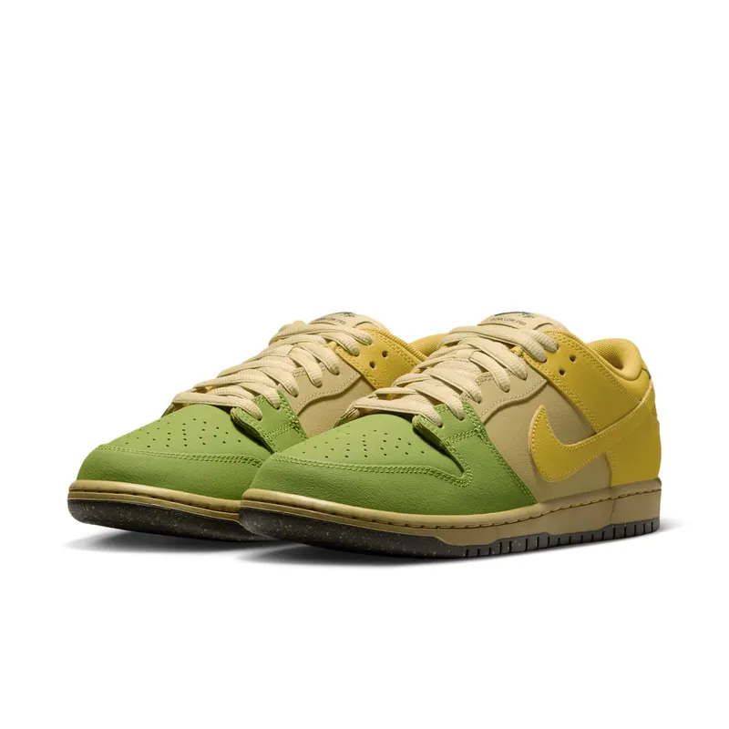Nike SB Dunk Saffron Quartz/Pear/Buff Gold/Saffron Quartz (IO0427-300)