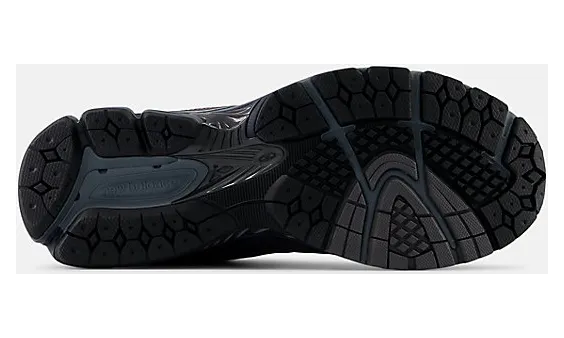 new-balance-2002r M2002RLG