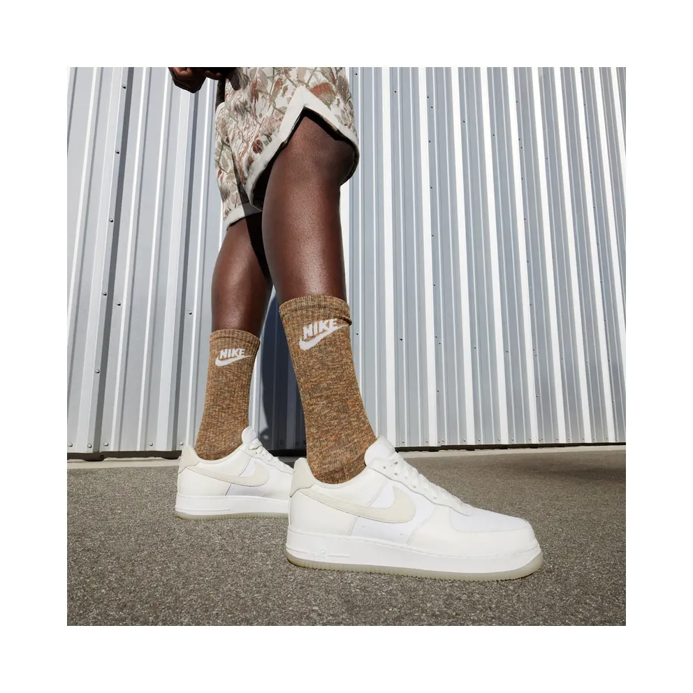 Nike Air Force 1 ’07 LV8 “Summit White” (FN5832-100)