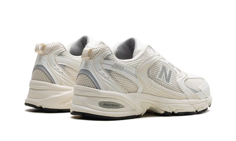 New Balance 530 “Cream White Silver” (MR530LZ)
