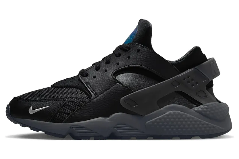 Nike Air Huarache Black Iridescent Logo (FD0656-001)