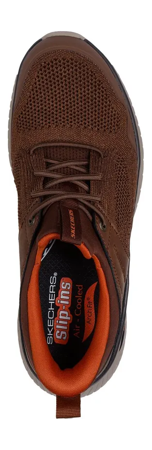 skechers-relaxed-fit 205340_BRN