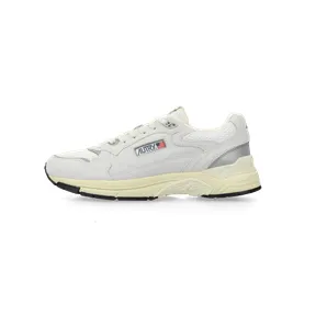 Autry Hyperway Low W “White / Silver” (HYLWUM10)