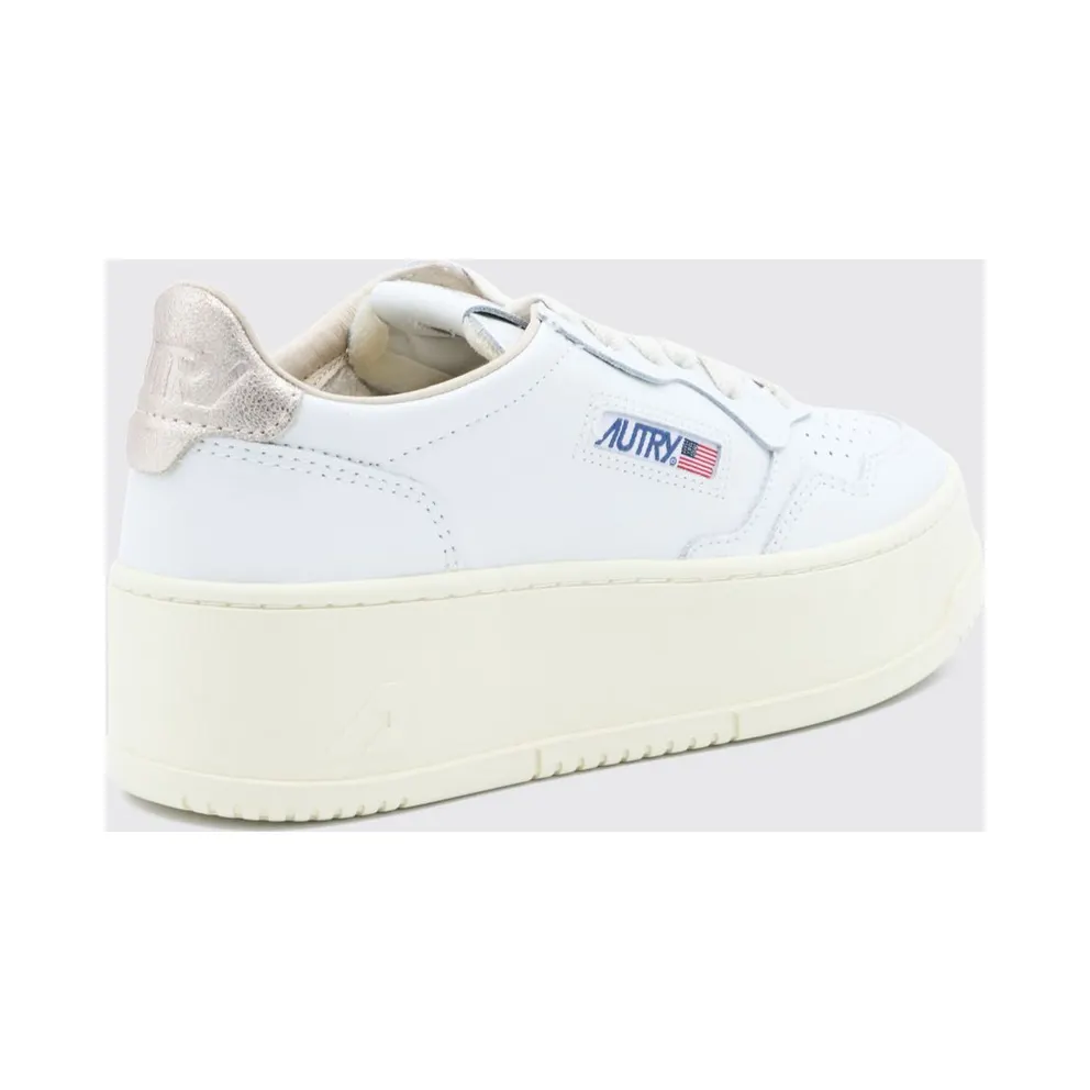Autry Medalist Platform Low in Leather with Perforated Toe and Cut-Out Logo White (PTLWLL27)