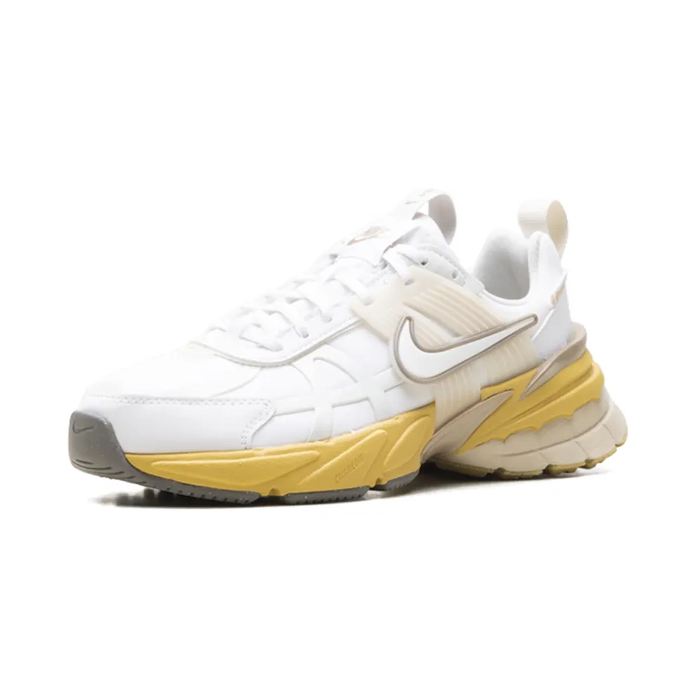 Nike V2K Run “Gore-Tex White Light Bone” (FZ2622-100)