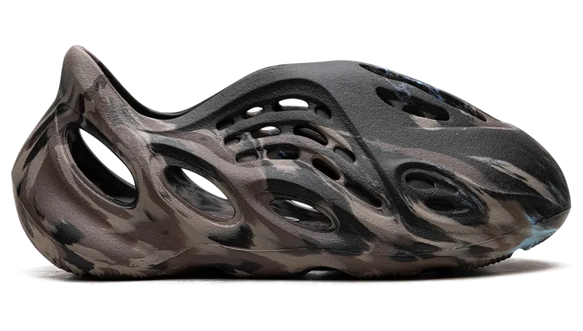 yeezy-sneaker ID4127