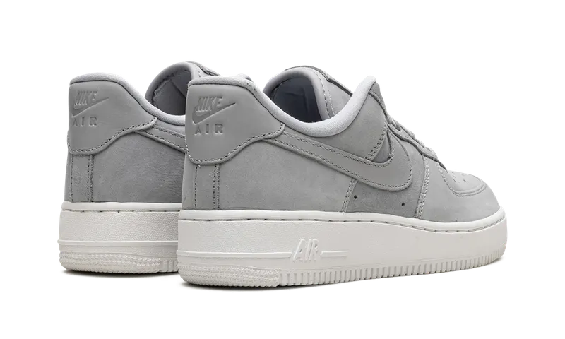 Nike AIR FORCE 1 LO ’07 PRM “Wolf Grey” (DR9503-001)