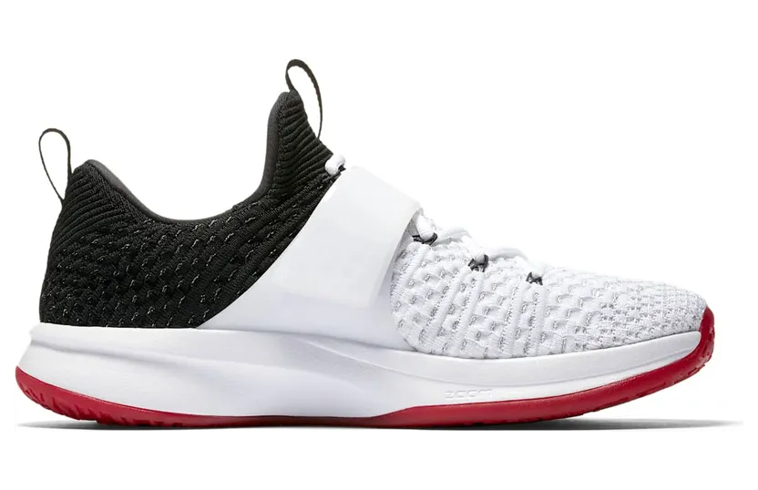 jordan-trainer 921210-101