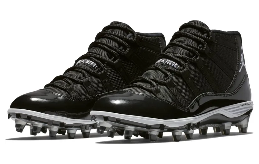 Jordan 11 Retro Cleat Black
