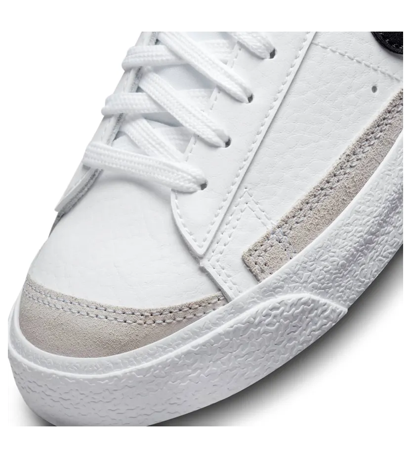nike-blazer DA4074-108