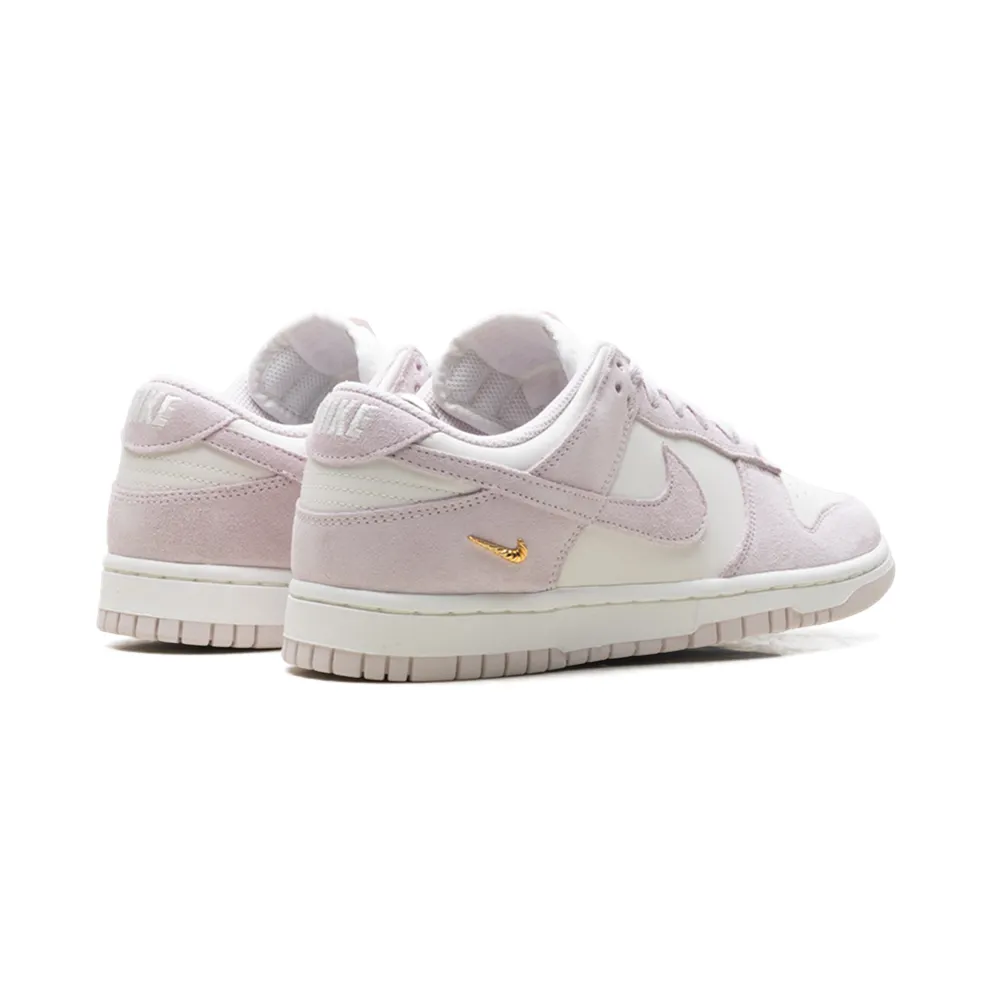 Nike Dunk Low “Sail Pearl Pink” (IO4244-100)