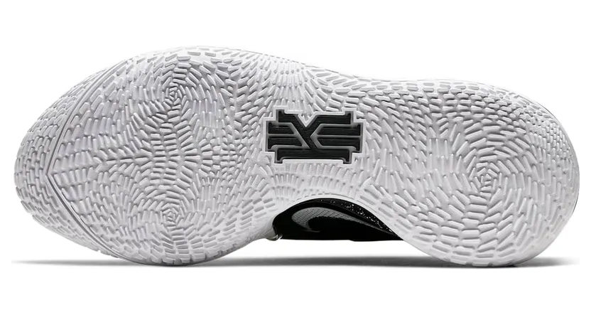 nike-kyrie AV6337-003