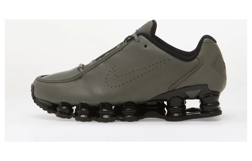 nike-shox IR2097-002
