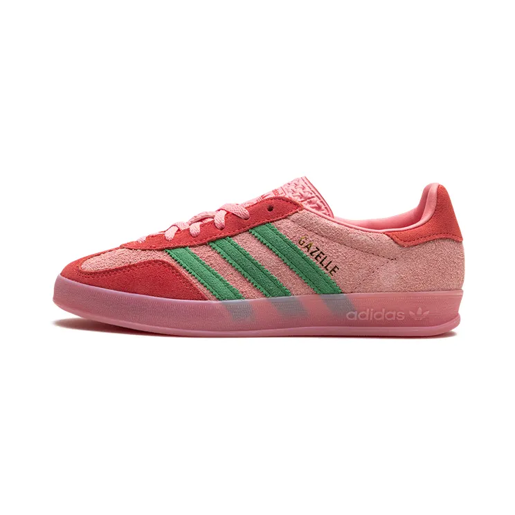 Adidas Gazelle Indoor “Pink Spark”: vrolijk kleurentrio in retrojas