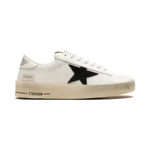 Golden Goose Stardan mit Sterne-Patch “White” (GMF00328F003028)