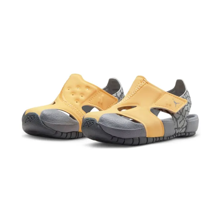 jordan-flare CI7850-700