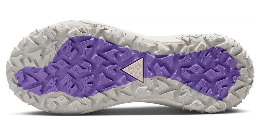 nike-acg DV7903-200