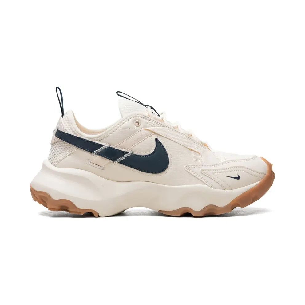 Nike Tech Hera “Pale Ivory/Armory Navy” (DR9761)