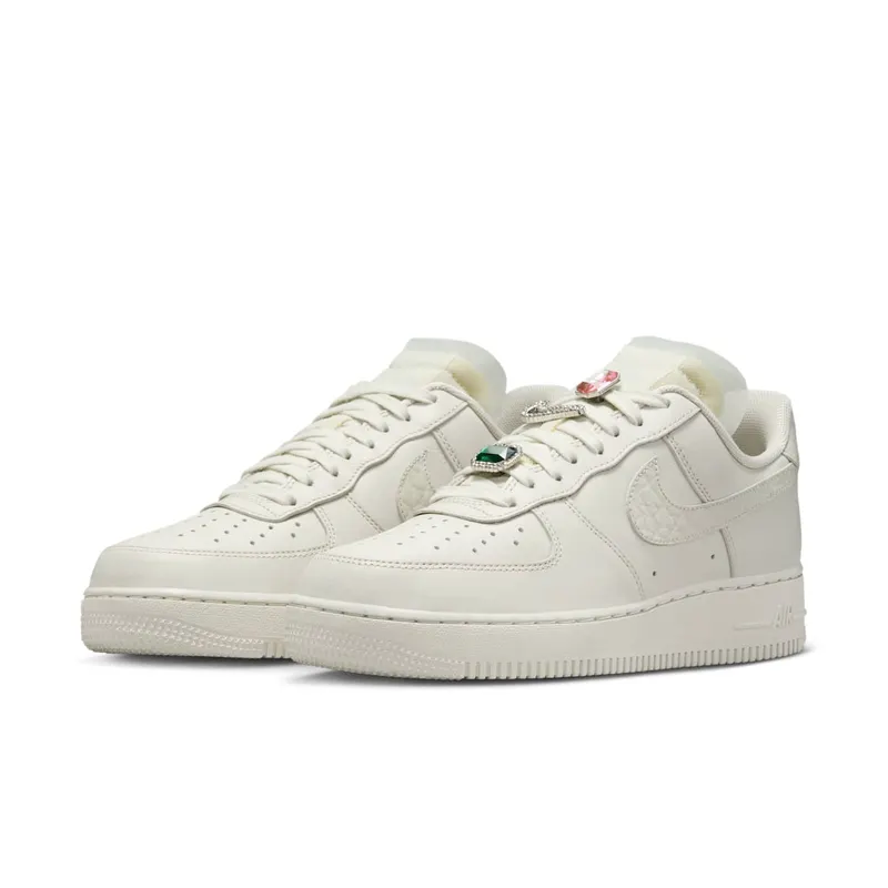 Nike Air Force 1 Low Premium Blings Light Bone (DN5463-001)
