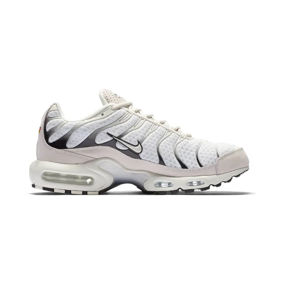 Nike Air Max Plus Sail Black Sail/Black-Salsa Red (898018-100)