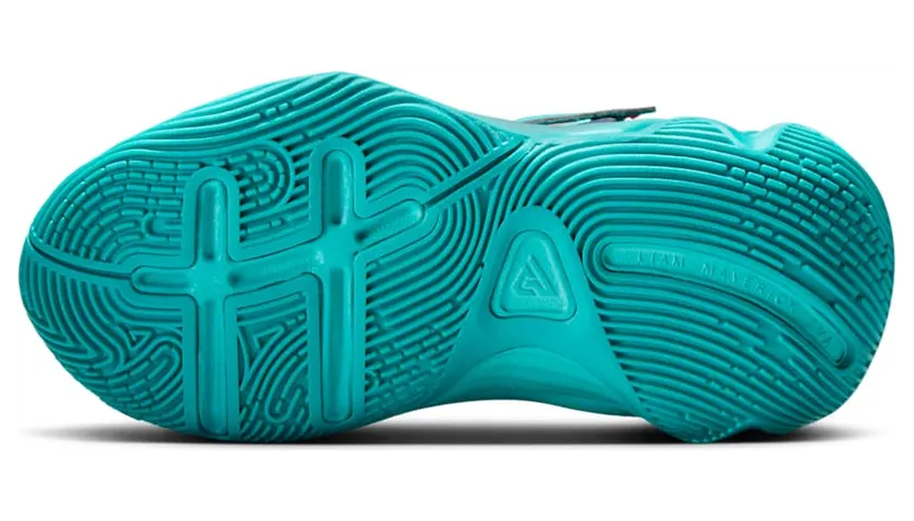 nike-giannis-immortality FZ6733-303