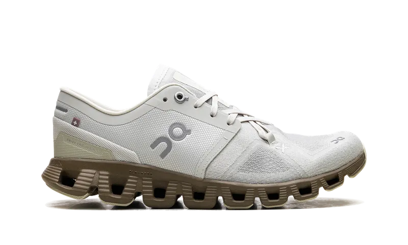 On Running On Cloud X 3 “Aloe/Hunter” (60.97792)