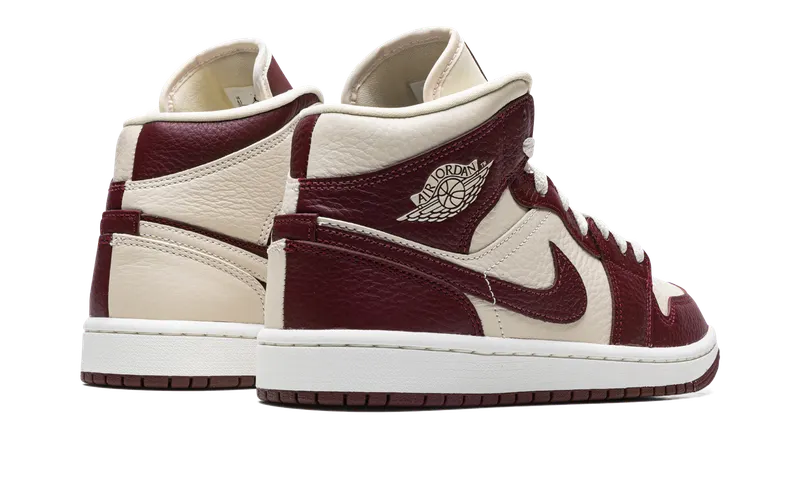 AIR Jordan 1 “Split Cherrywood Red” (DR0501-200)