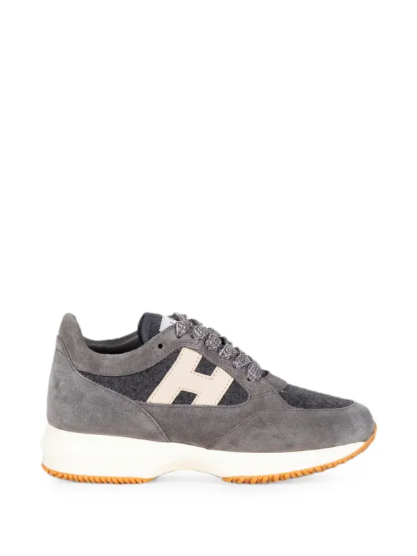 Hogan logo-patch panelled sneakers – Grijs (HXW7130GC80VJ6)