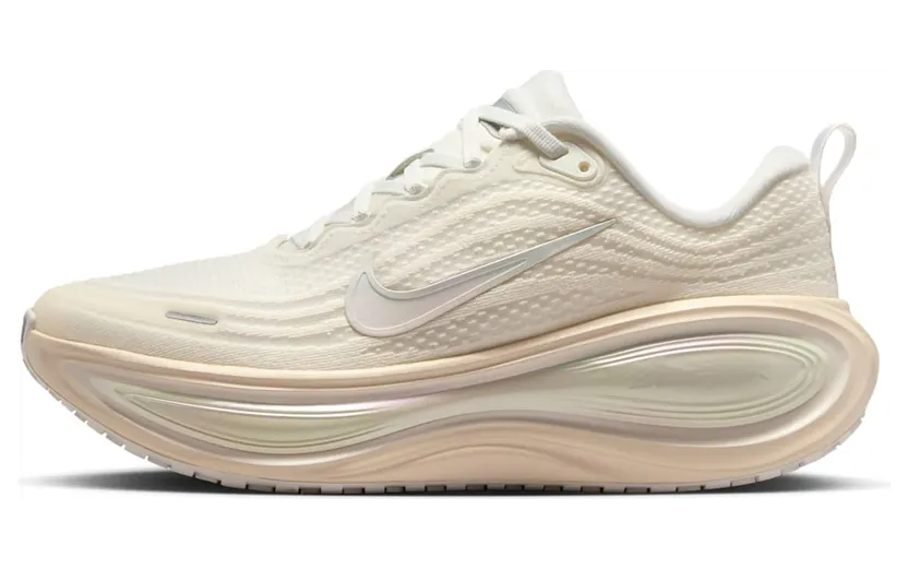 Nike Vomero Plus “Summit White Phantom Chalk” (IO9916-100)