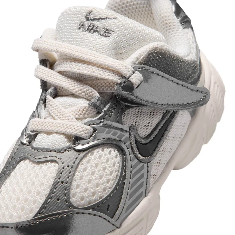 Nike V5 RNR TD “Phantom Pencil Point” (HQ6413-003)