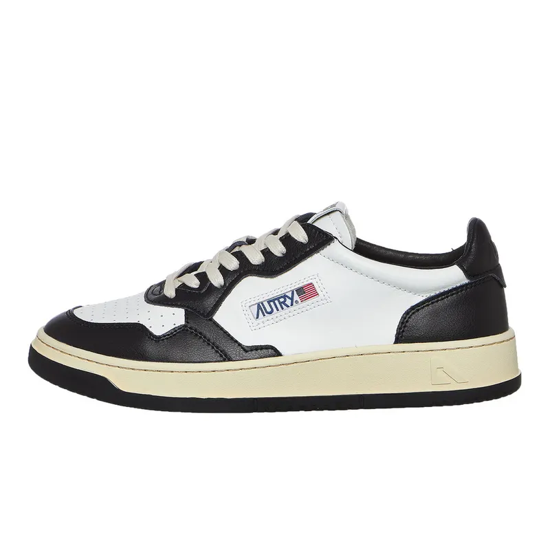 Autry Medalist Low White / Black (AULMWB01)