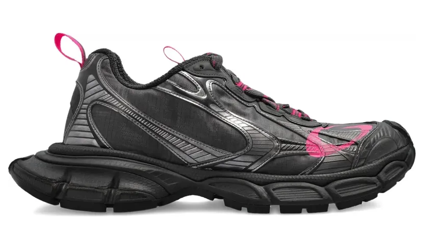 Balenciaga mit Einsätzen “Black” (734734WXLCR)