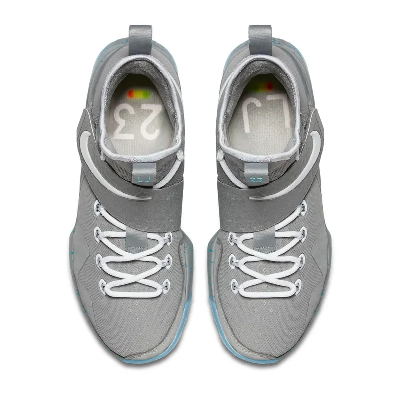 Nike LeBron 14 MAG Matte Silver/Glow-White (852405-005)