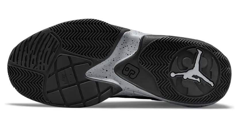 air-jordan-max-aura CZ4167-002
