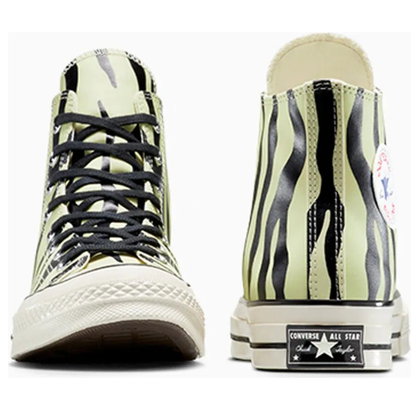 converse-sneaker A15032C