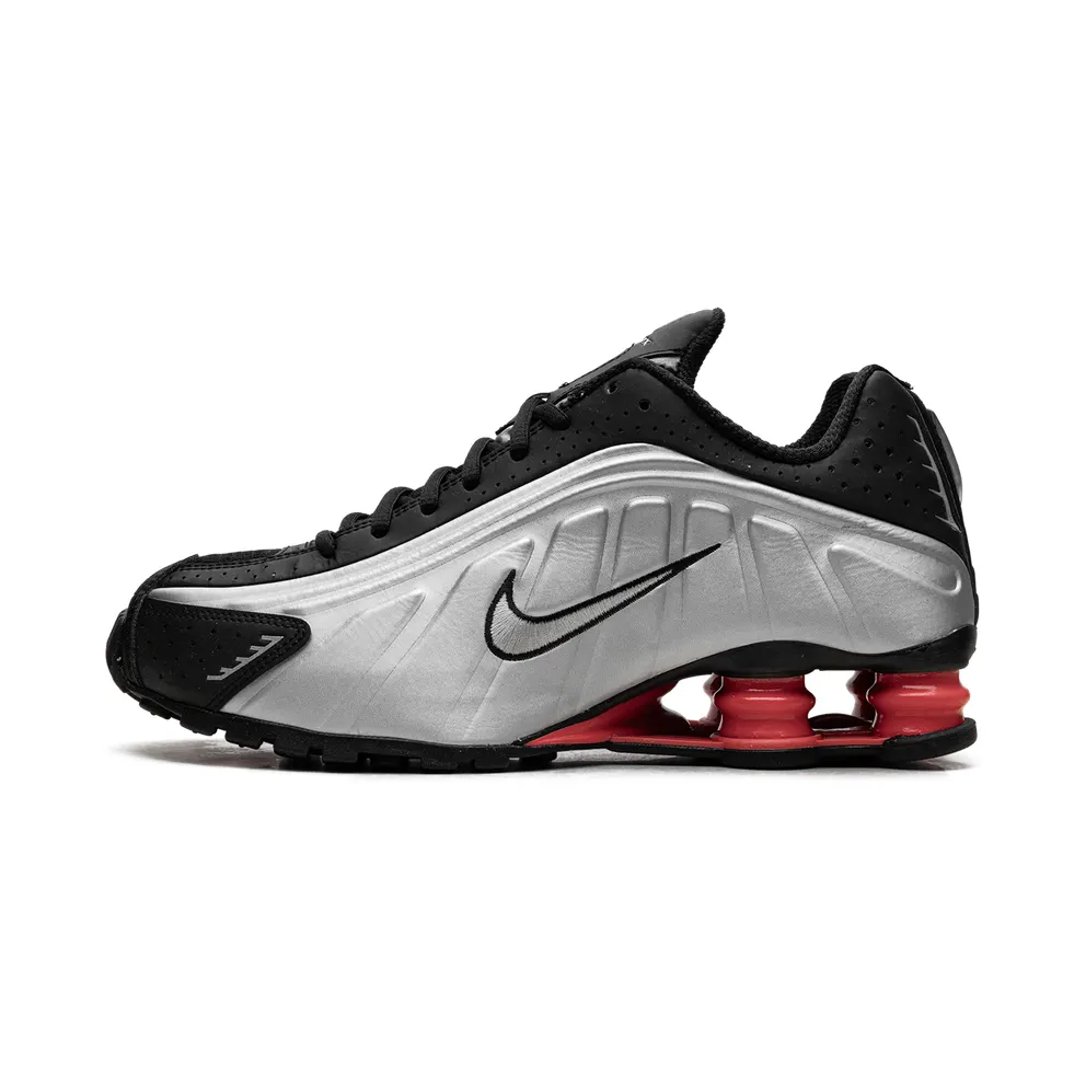 Nike Shox R4 “OG (2025)” (AR3565-011)