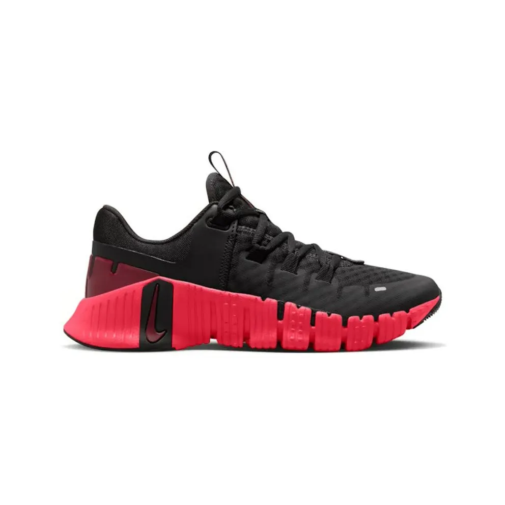 Nike Free Metcon 5 “Black / Challenge Red / Team Crimson / Siren Red” (DV3950-003)