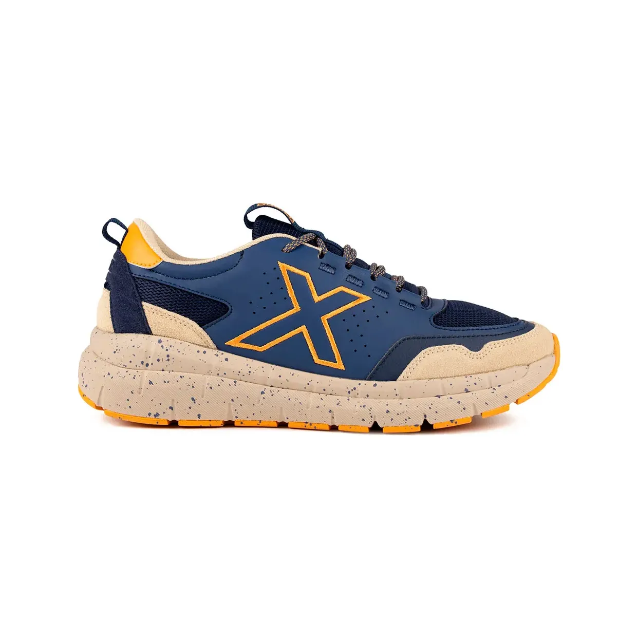 munich-sneaker 417503242
