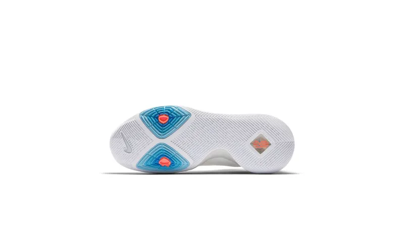 Nike Kyrie 3 Ivory Ivory/Pale Grey-Light Bone (852395-101)