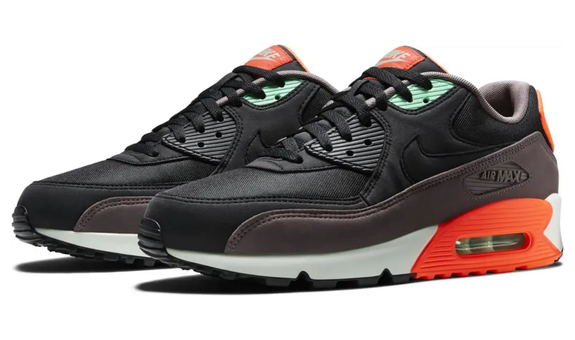 Nike Air Max 90 Hyper Crimson