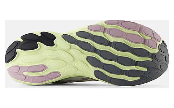 new-balance-sneaker UTRNQB