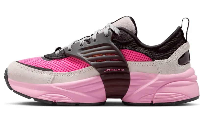 Jordan Trunner O/S Wolf Grey Pink Blast (II6531-002)