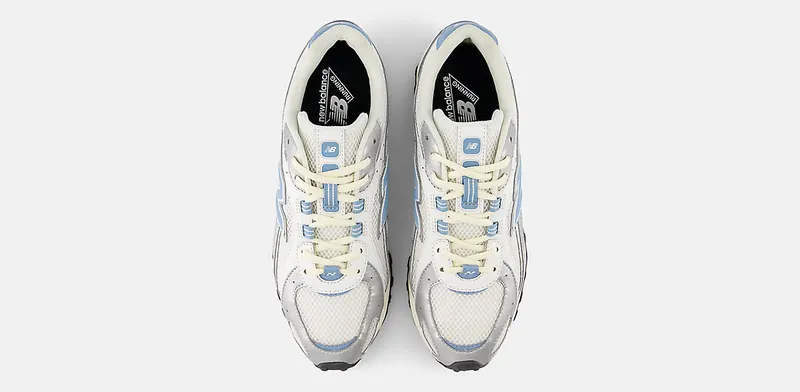 New Balance 204L “Silver Metallic / Sky” (U204LSWC)