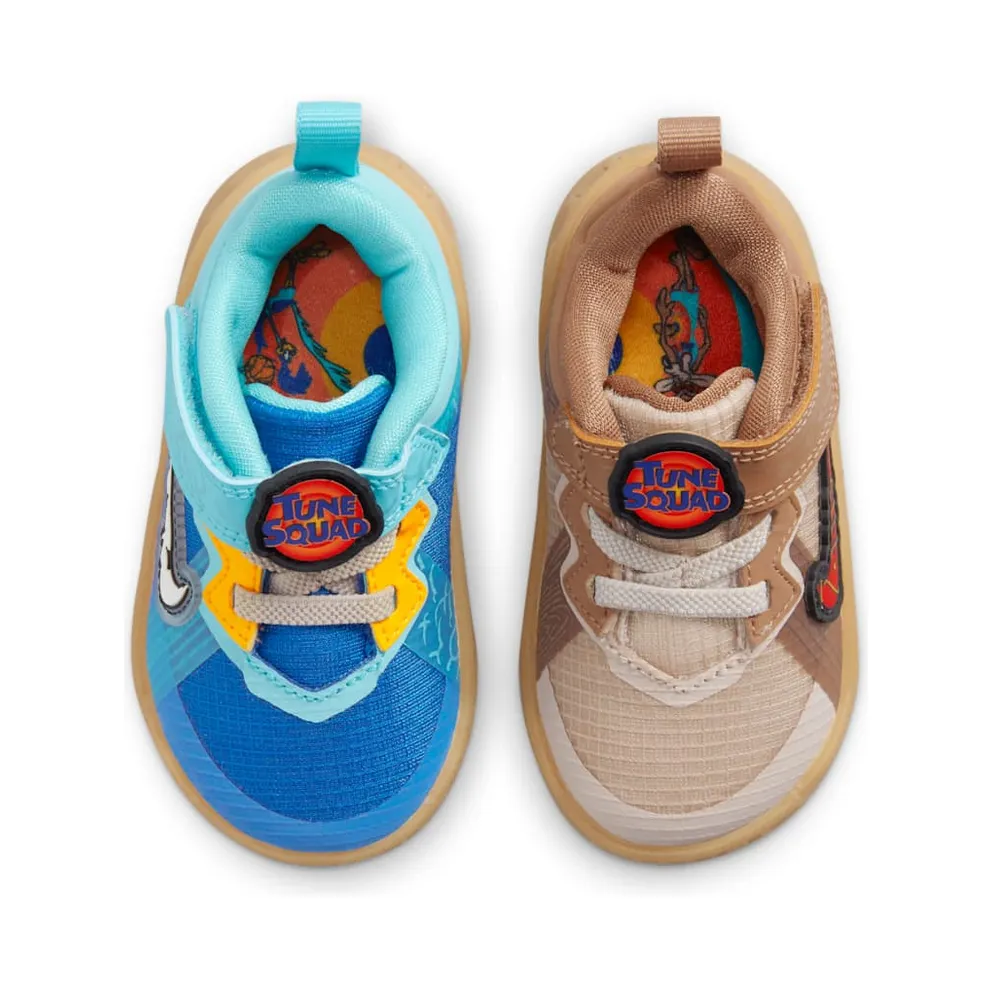 Nike LeBron 18 Low Wile E. vs Roadrunner Space Jam (DJ3762-401)
