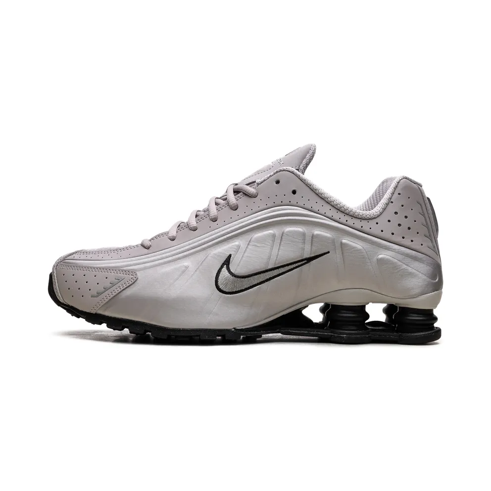 Nike Shox R4 “College Grey” (IH0265-009)