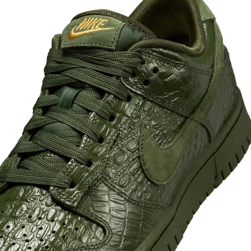 Nike Dunk Low “Crocodile” (HV4388-300)