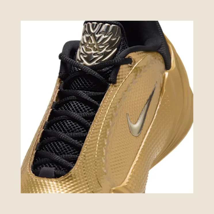 nike-giannis-freak-8 IO3142-700