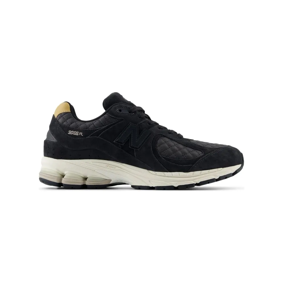 New Balance 2002R Quilted Black (M2002RPG)