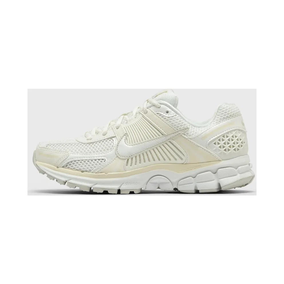 Nike Zoom Vomero 5 Sail / Summit White / Coconut Milk / Sail